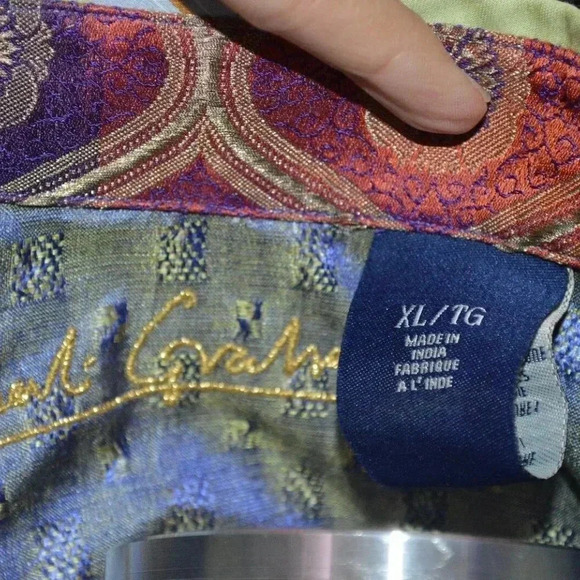 Robert Graham Pastel Multi-Color Striped Floral - Picture 7 of 8